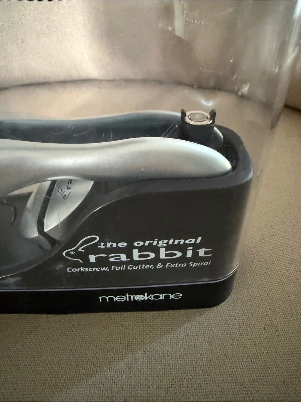 Metro Rabbit Corkscrew with Silver and Black Handles